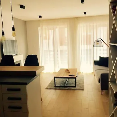 2 Bed In Apartment